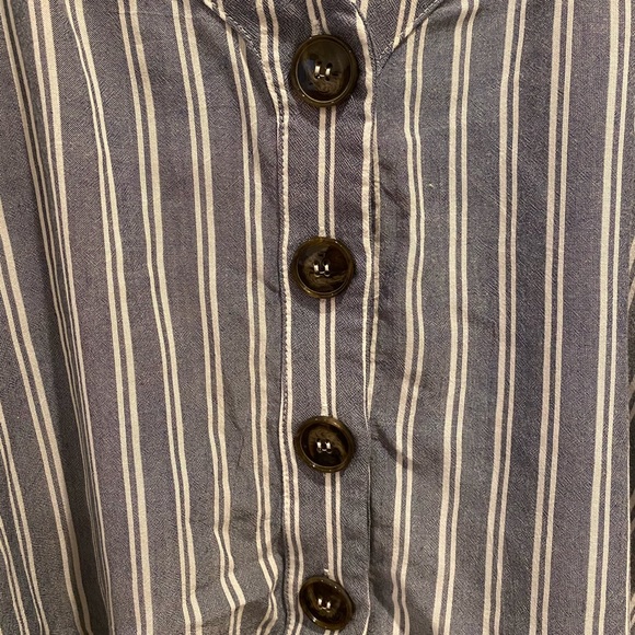 Striped Tank Top - Picture 3 of 4